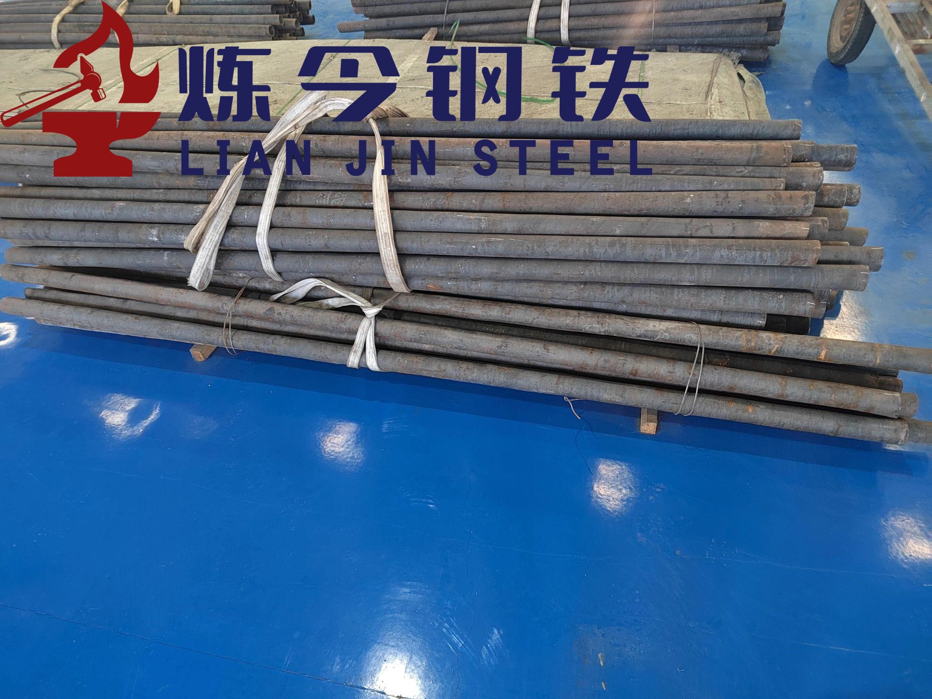 1770361371166864.jpg y9y6uo1xfp.jpg