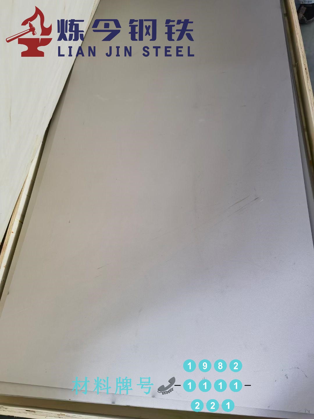 p0y793p8.jpg